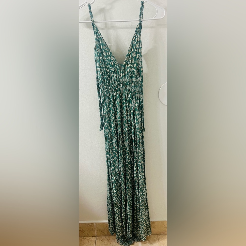 Green Printed Pleated Maxi Dress with Tie Waist